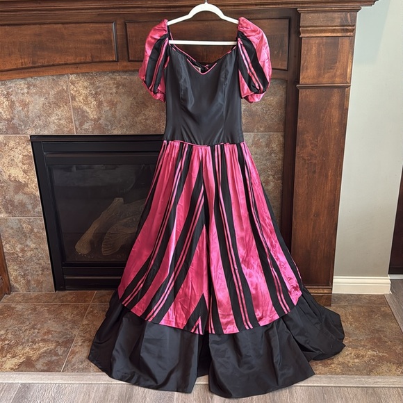 Vintage REGAMUS London hot pink black dress Whimsigoth witchy Beetlejuice XS/S